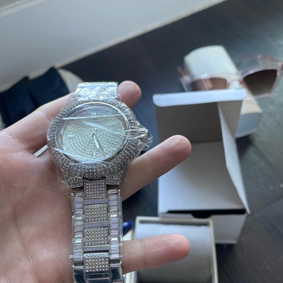 Michael Kors Camille Watch (MK5869) - Picture 4 of 8